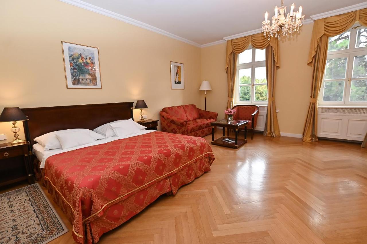 Hotel Castle Grof Degenfeld 4*
